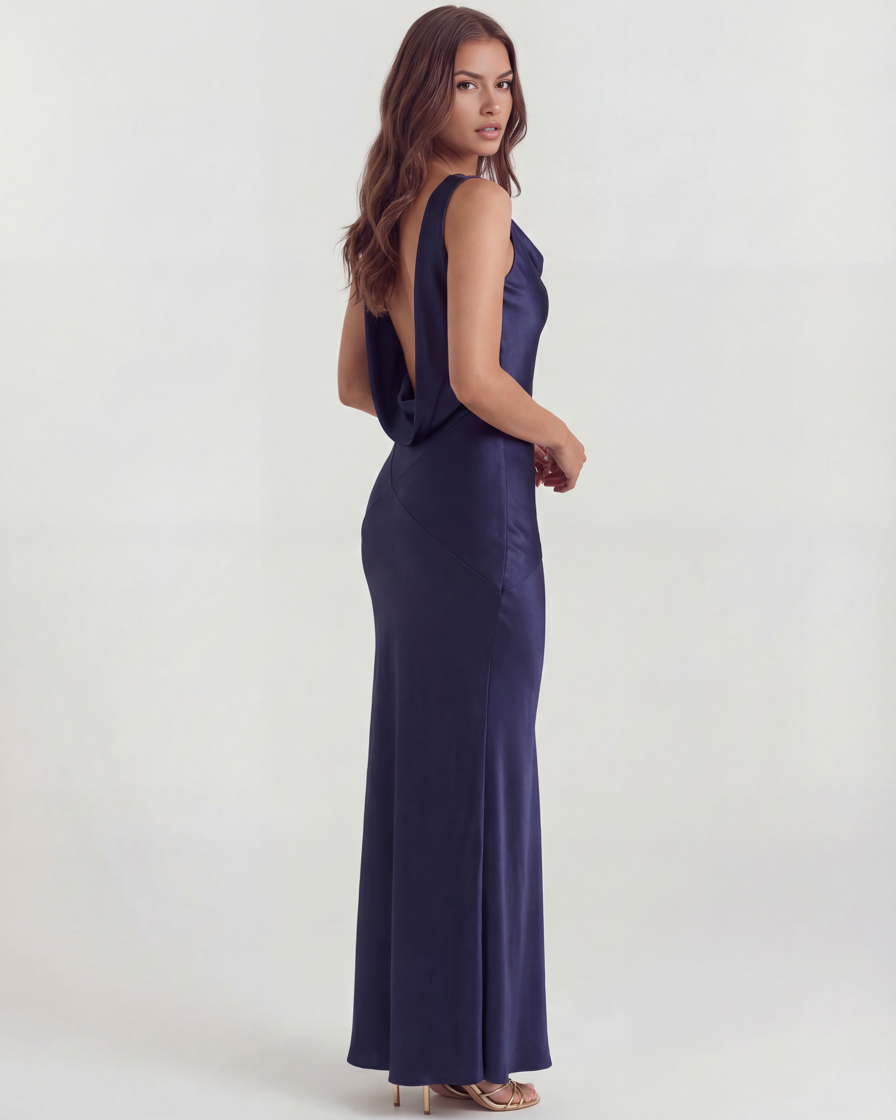 Abito maxi Zaffiro blu scuro satin Bella di Roma – vista frontale