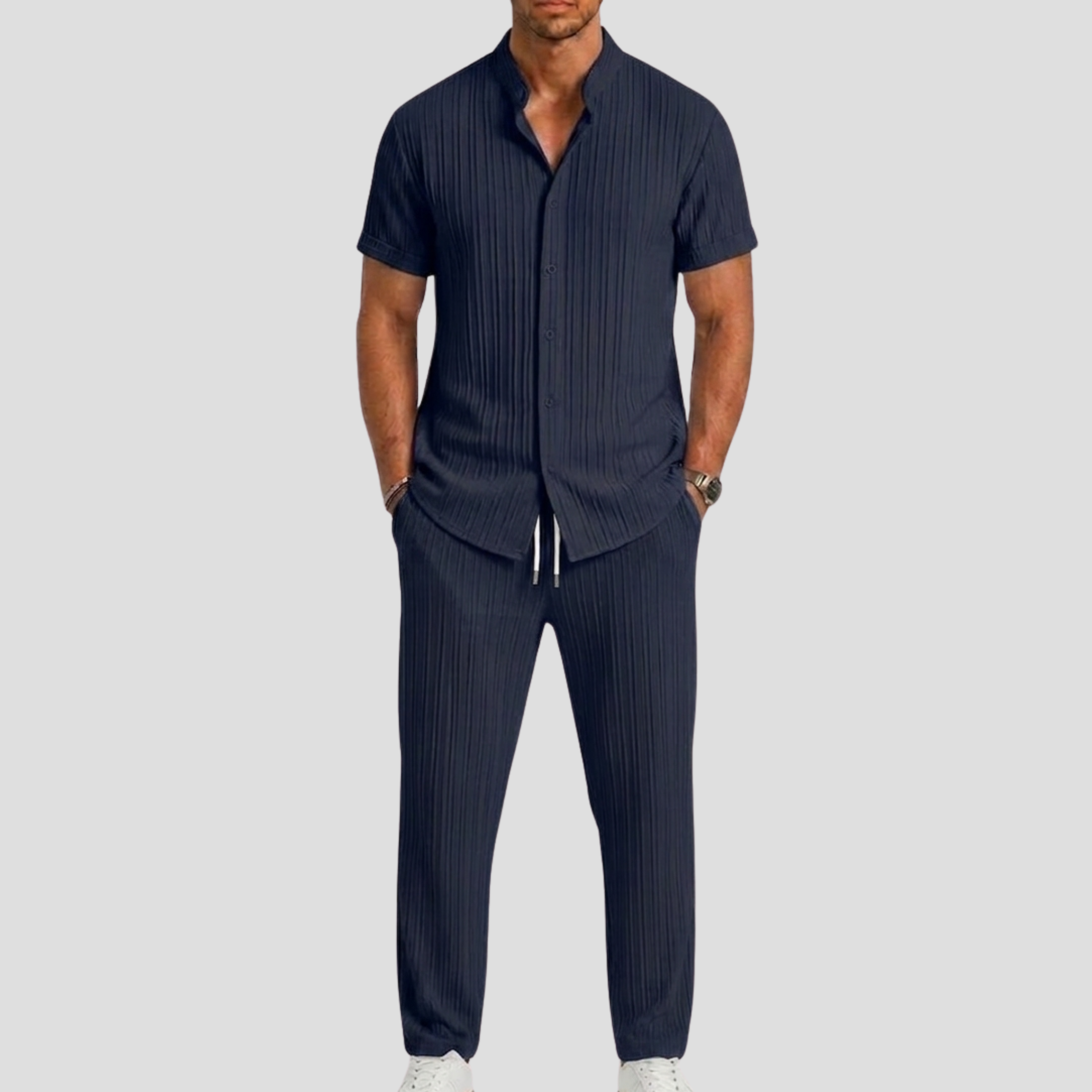 Set uomo con camicia e pantaloni dritti – look pulito | Bella di Roma