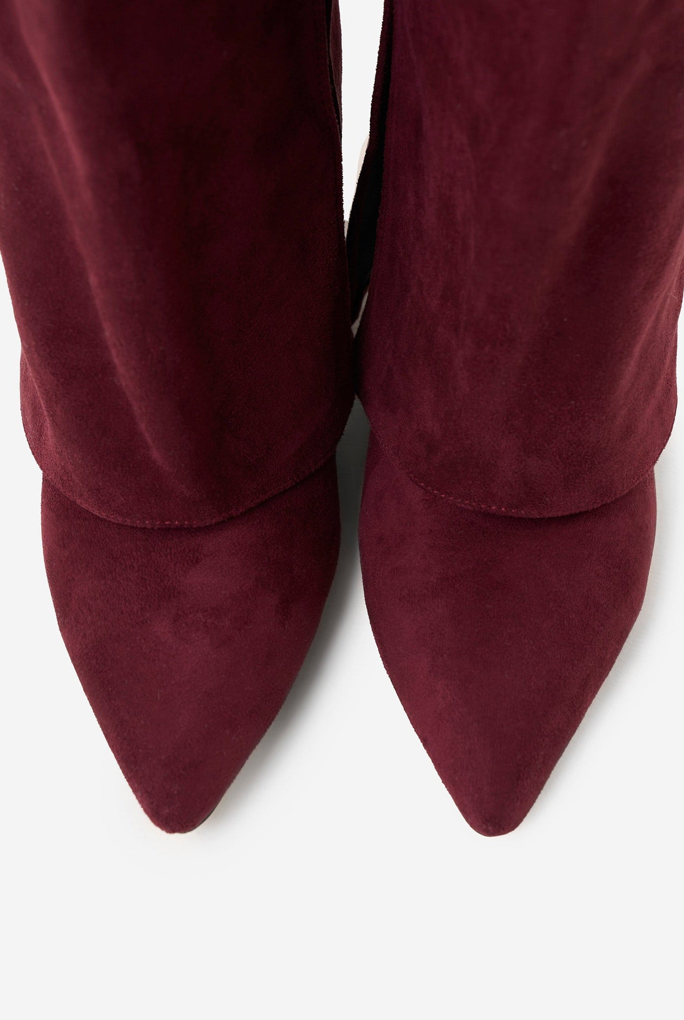 Stivali alti suede Lavista bordeaux Bella di Roma – dettaglio gamba