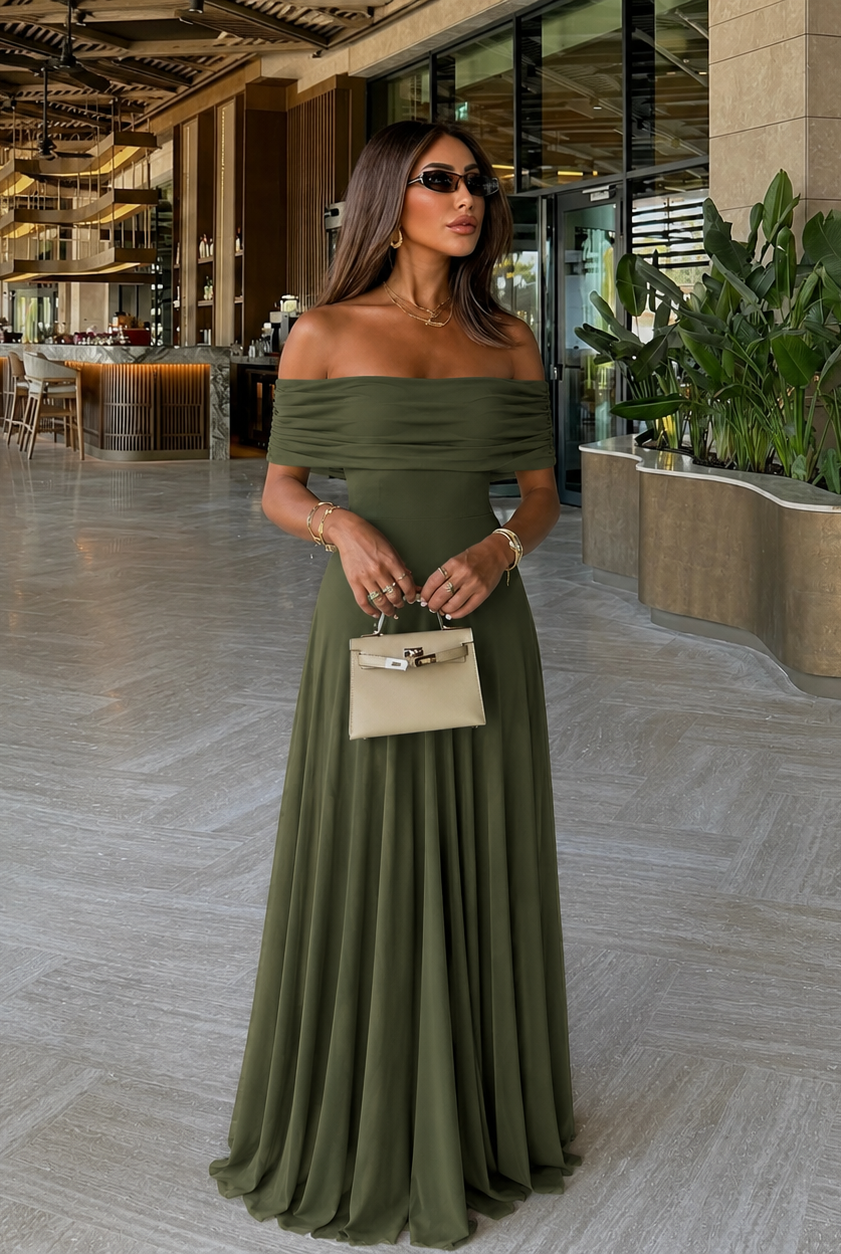 Abito Ingrid spalle scoperte verde oliva look completo | Bella di Roma