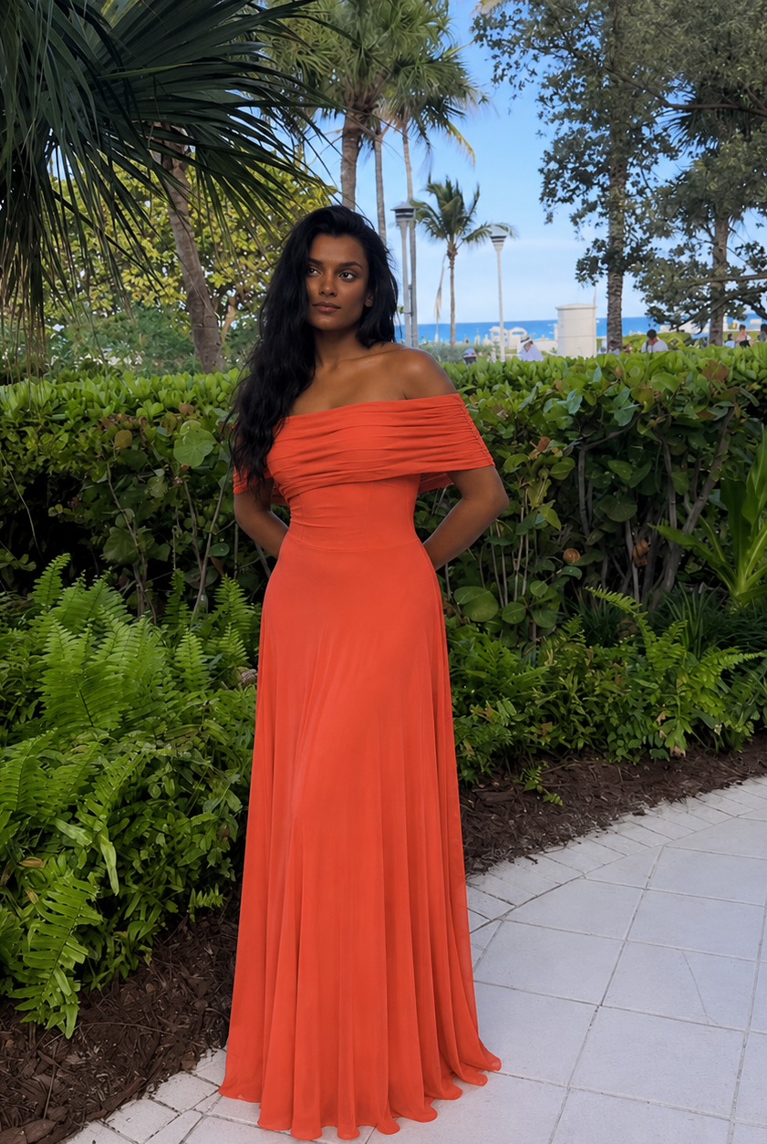Abito Ingrid spalle scoperte corallo look completo | Bella di Roma