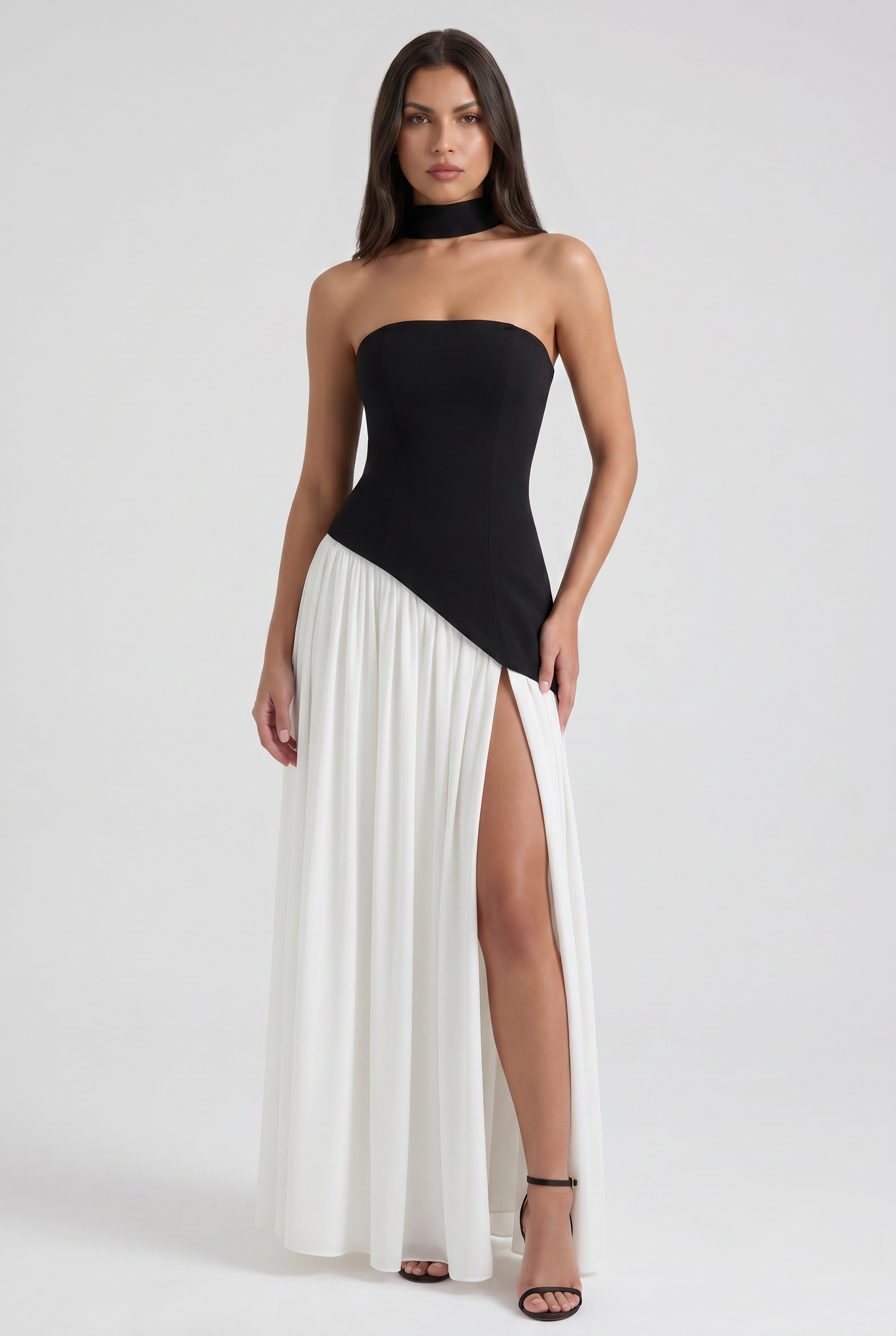 Abito maxi Serena nero e bianco Bella di Roma – silhouette contrasto classico