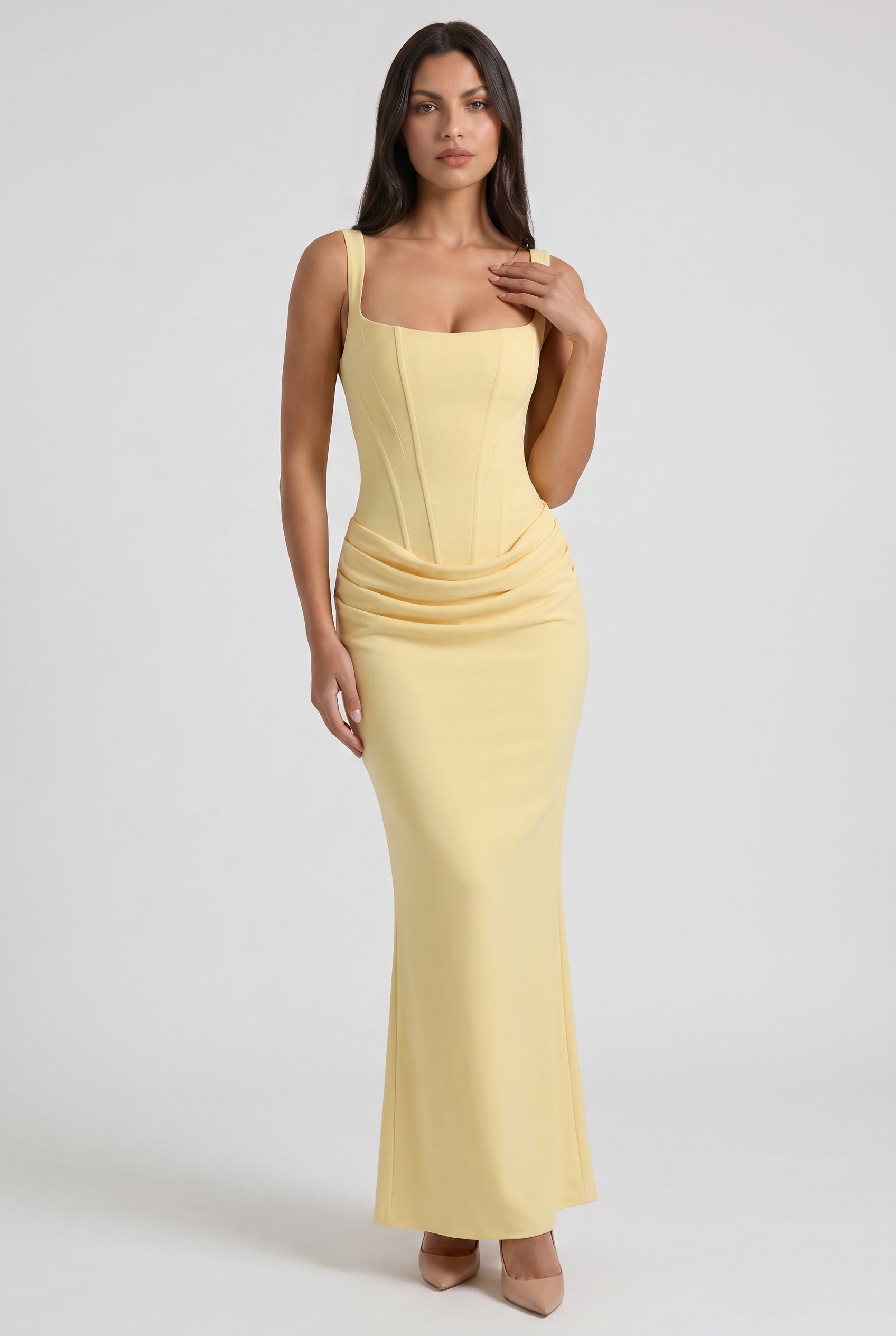Abito maxi Éléonora satin giallo burro Bella di Roma – vista frontale