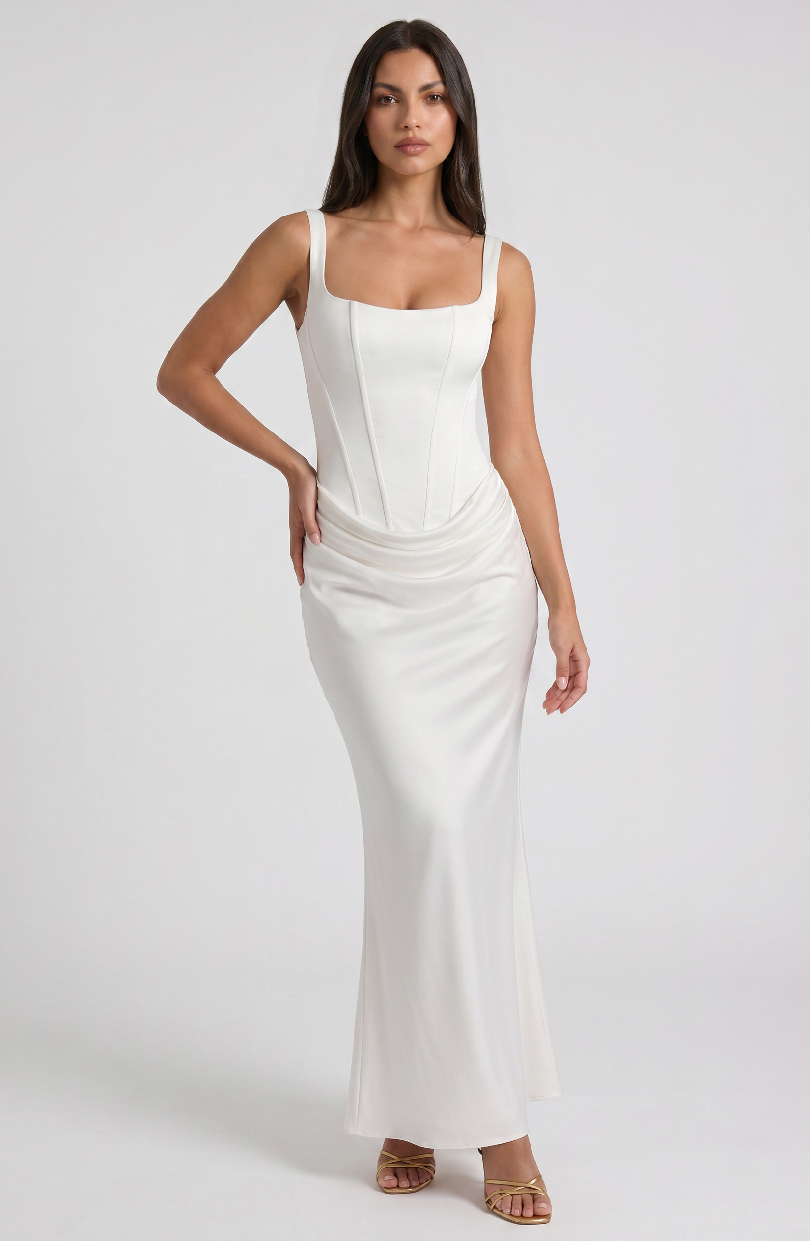 Abito maxi Éléonora satin cioccolato Bella di Roma – corsetto caldo elegante