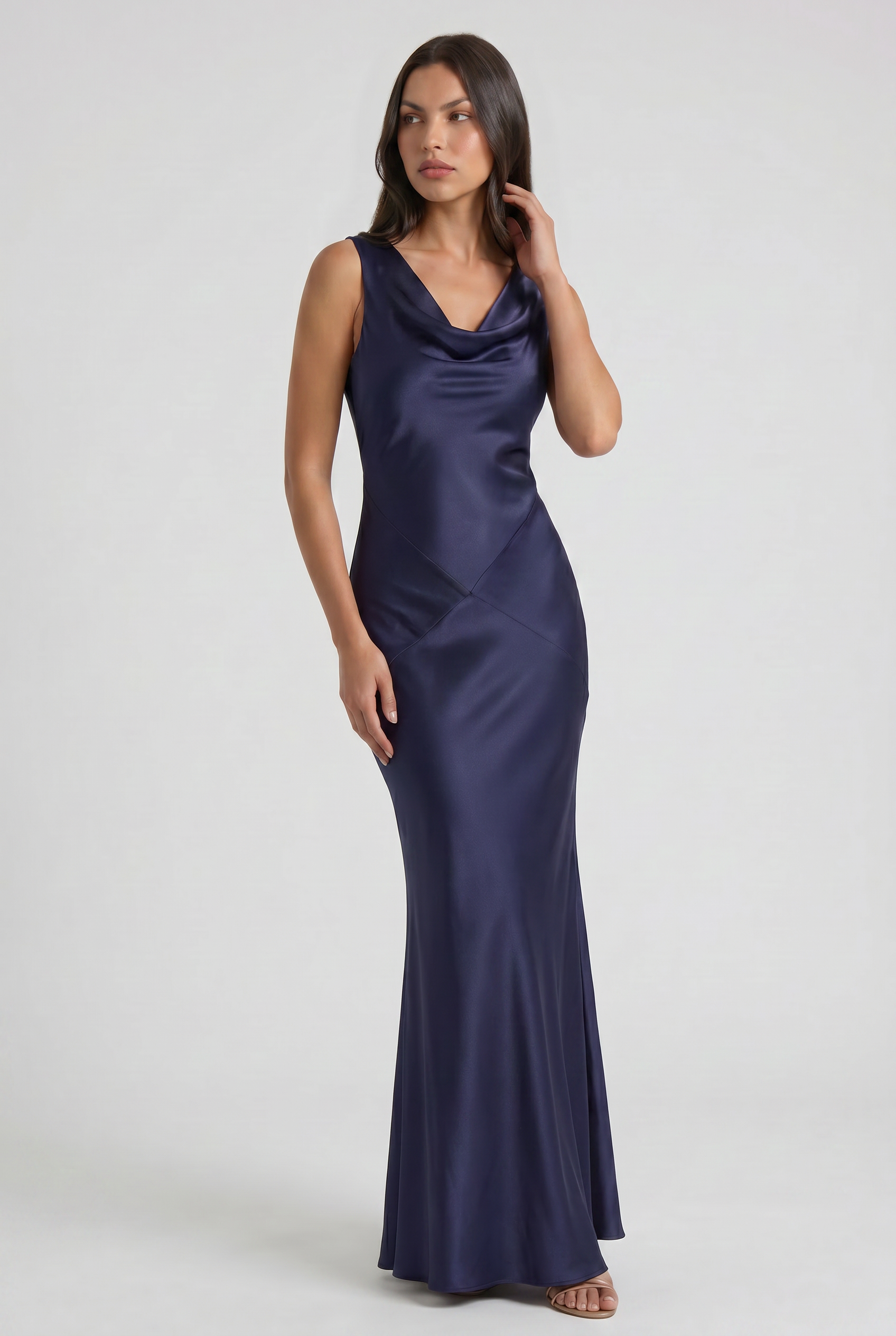 Abito maxi Zaffiro blu navy satin Bella di Roma – vista frontale