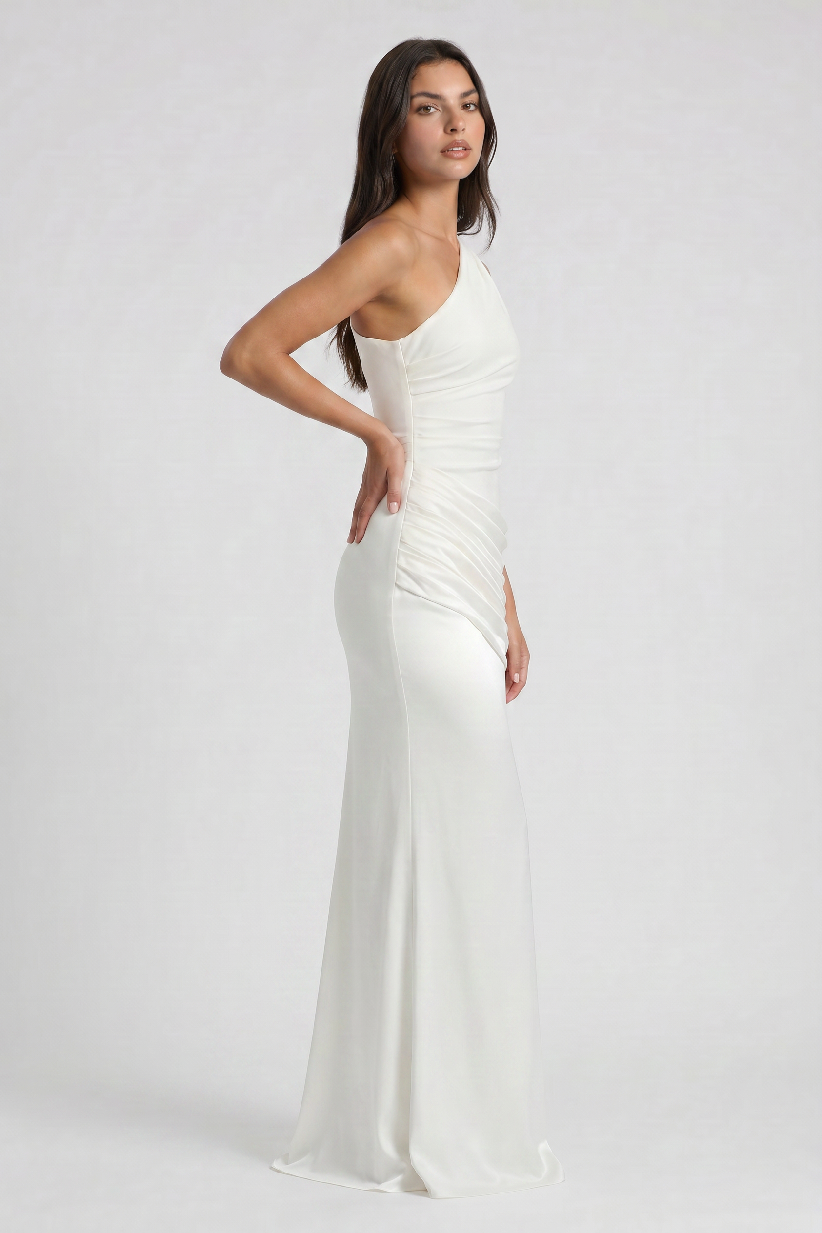 Abito maxi Abbey monospalla bianco Bella di Roma – look cerimonia
