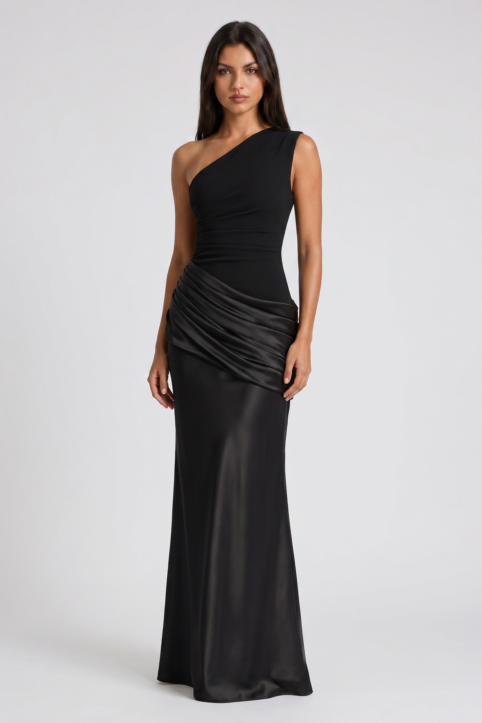 Abito maxi Abbey monospalla nero Bella di Roma – silhouette elegante