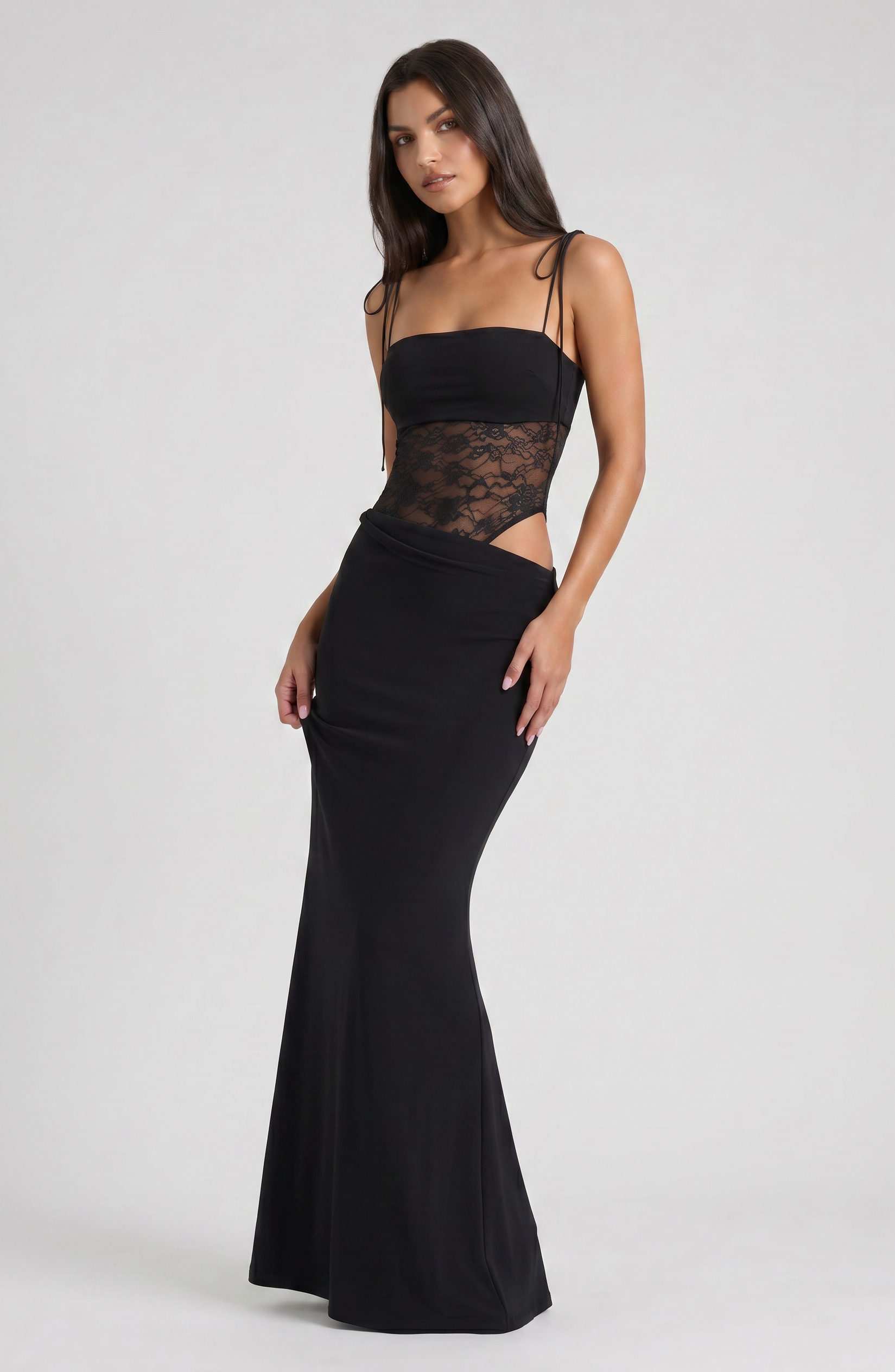 Abito maxi Valeria nero pizzo Bella di Roma – vista frontale LBD