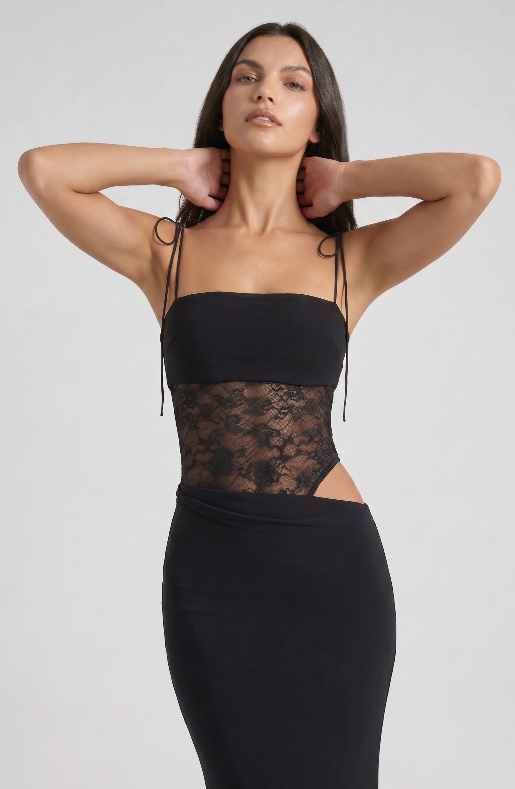 Abito maxi Valeria nero pizzo Bella di Roma – texture pizzo sofisticata