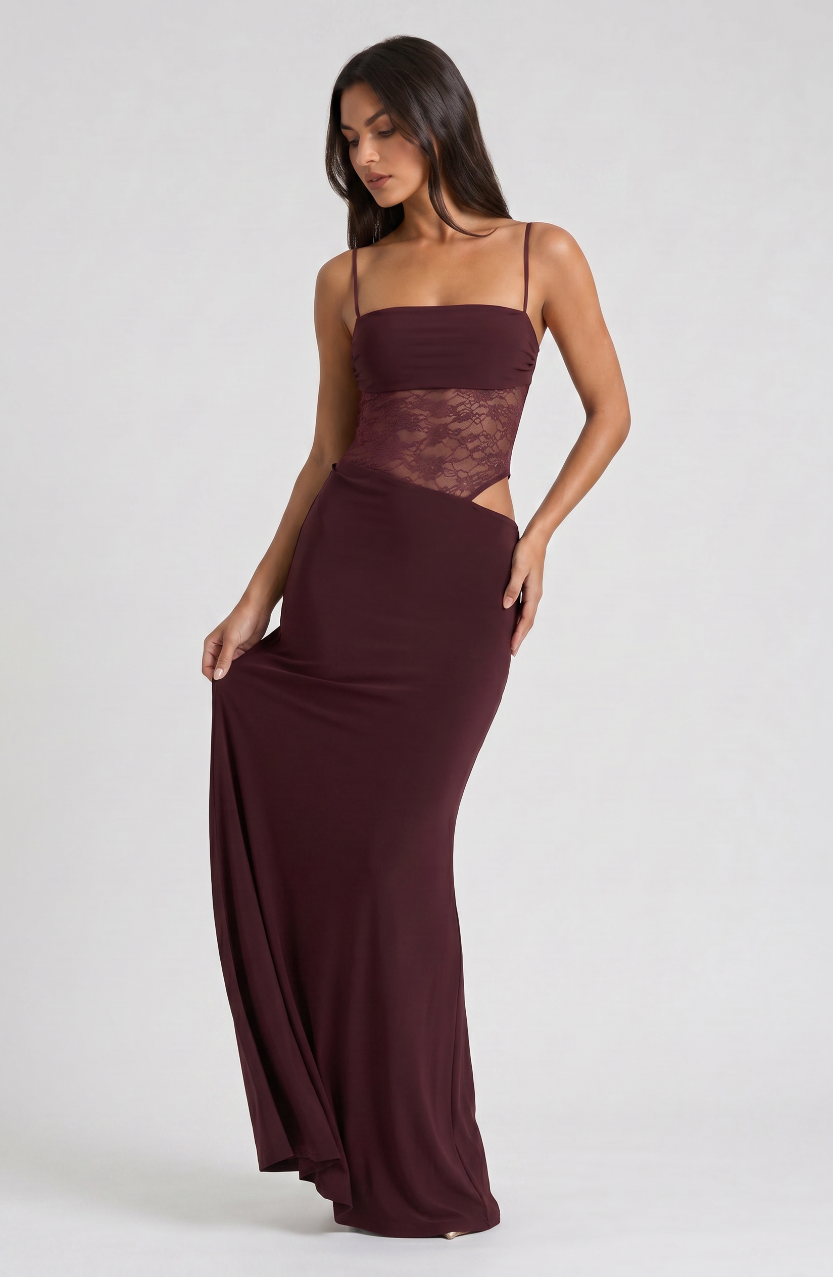 Abito maxi Valeria borgogna pizzo Bella di Roma – vista frontale