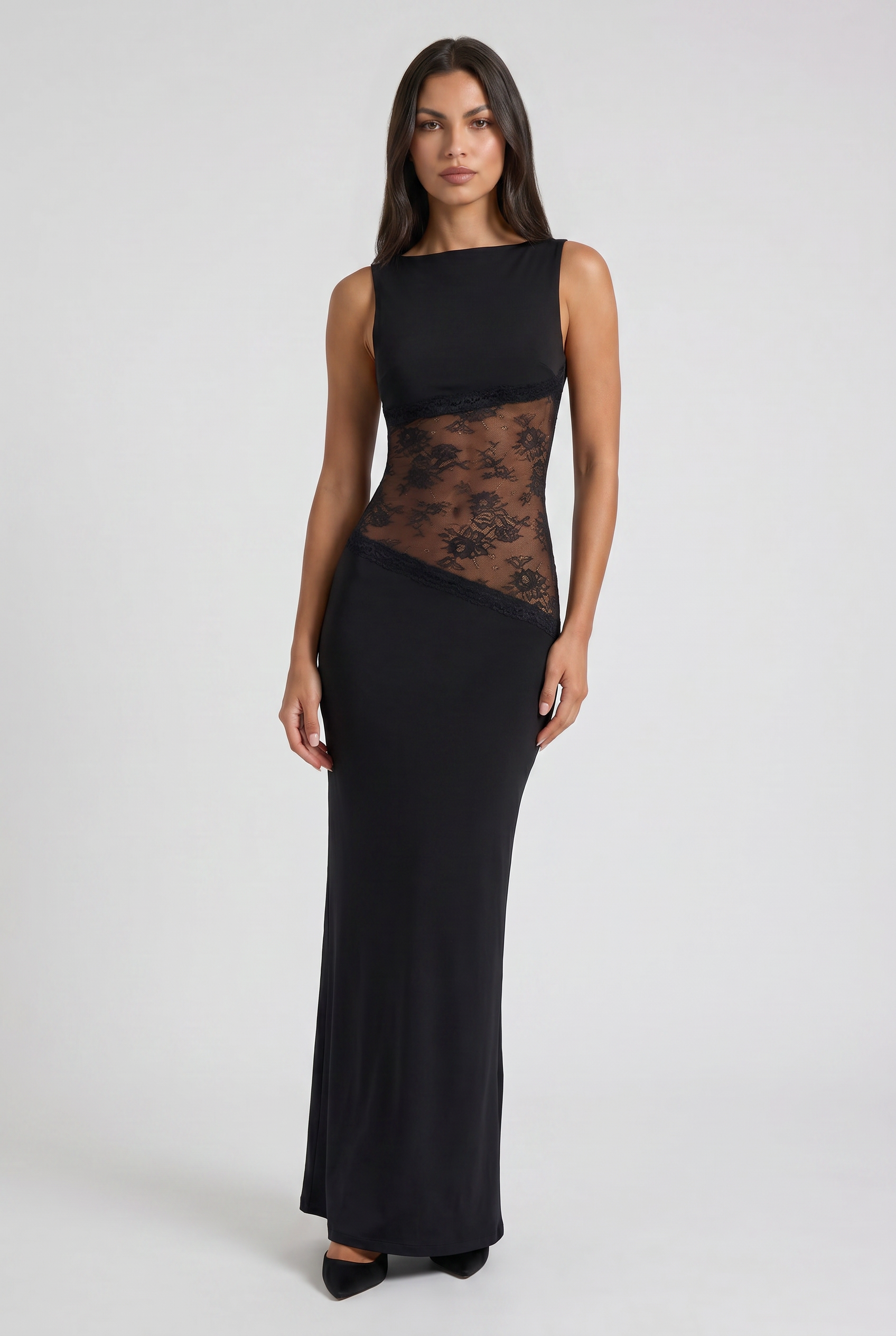 Abito maxi Noelia pizzo nero Bella di Roma – silhouette lussuosa