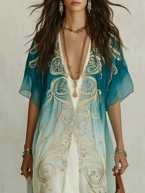 Dettaglio abito maxi boho azzurro sfumato con scollo V e bordo in pizzo - Bella di Roma
