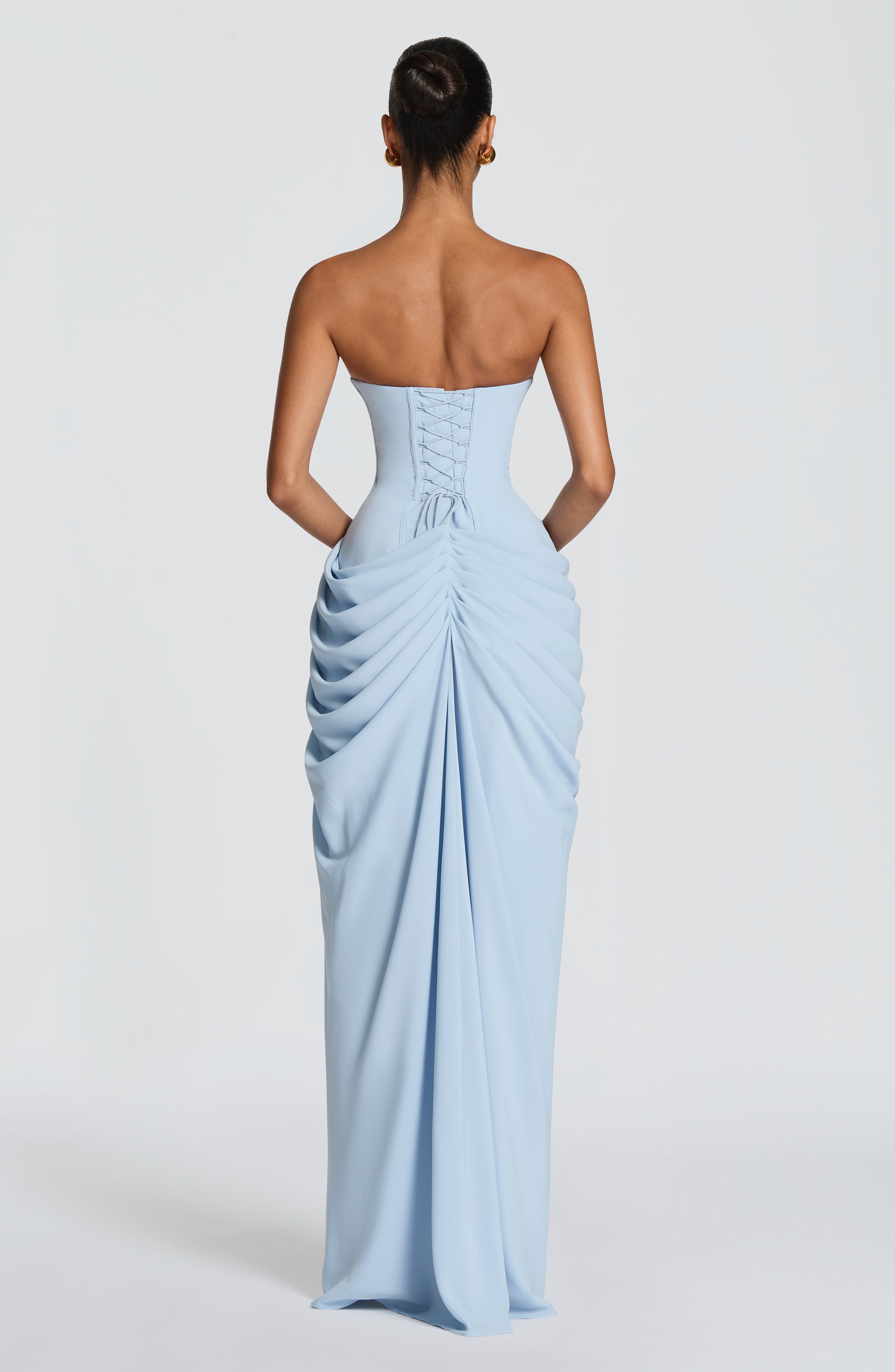 Abito maxi Lois corsetto blu chiaro Bella di Roma – silhouette elegante