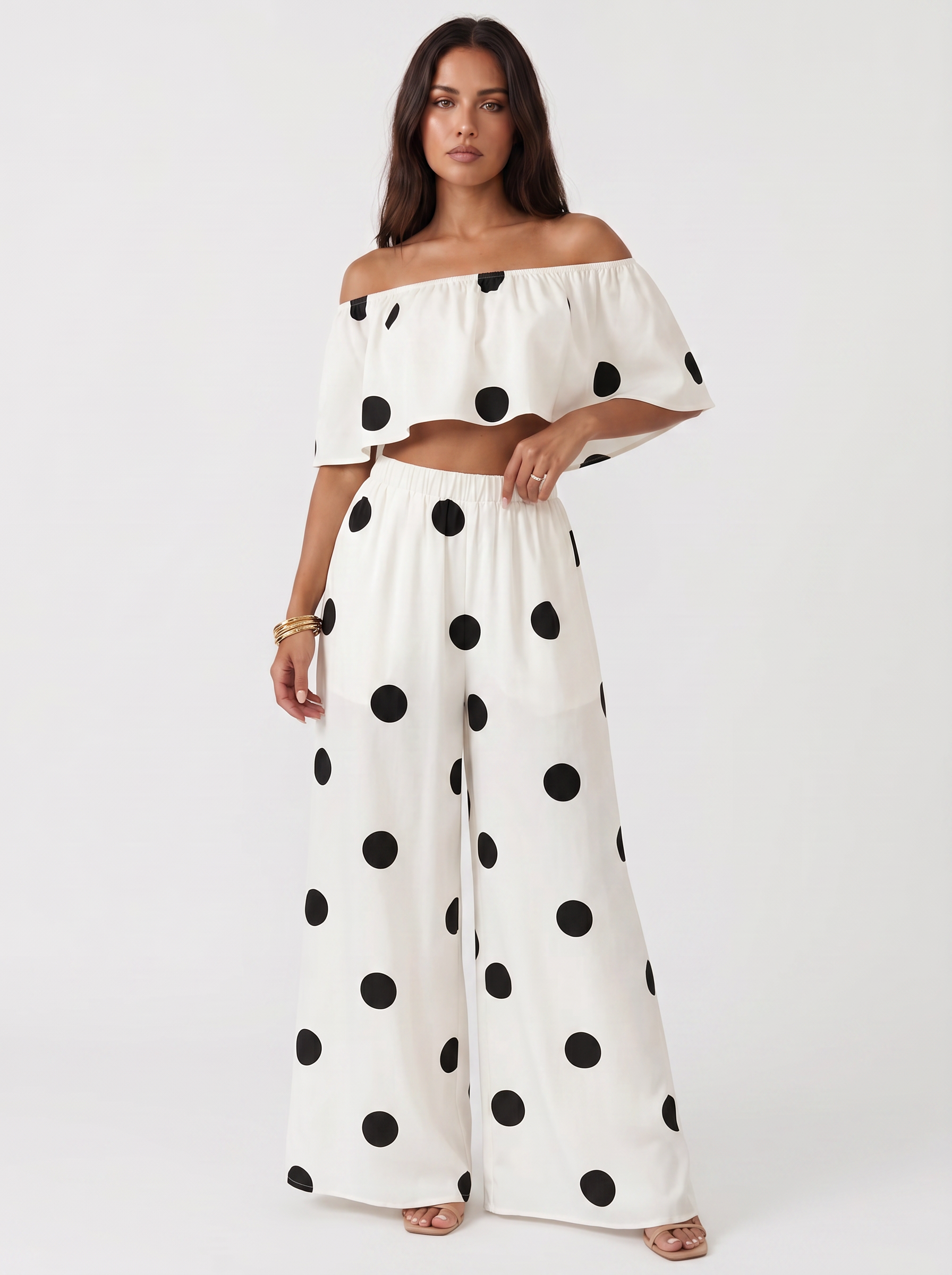 Completo due pezzi a pois Sofia panna – top off-shoulder e pantaloni palazzo | Bella di Roma