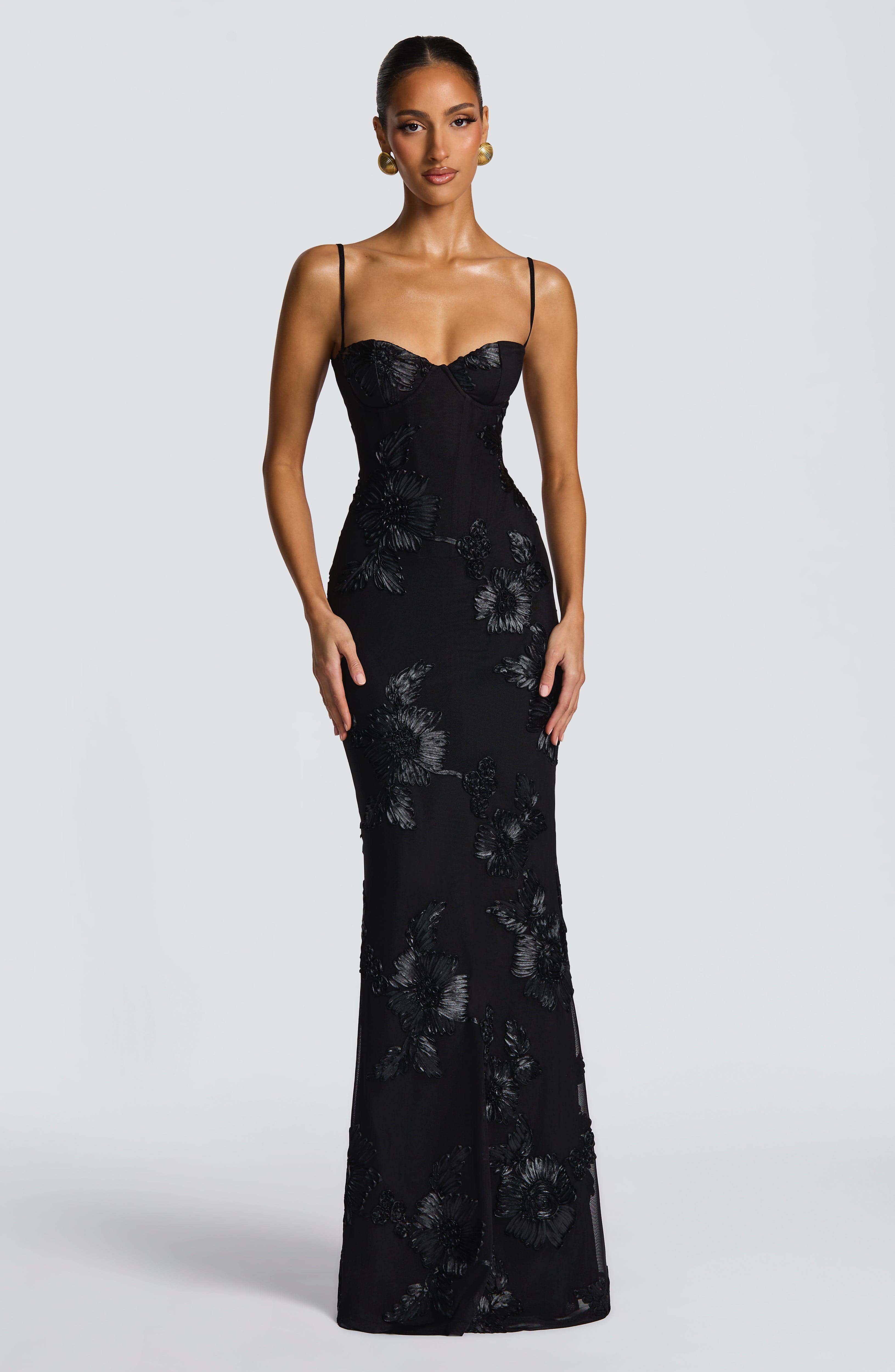 Abito maxi Mirelle nero Bella di Roma – vestibilità aderente