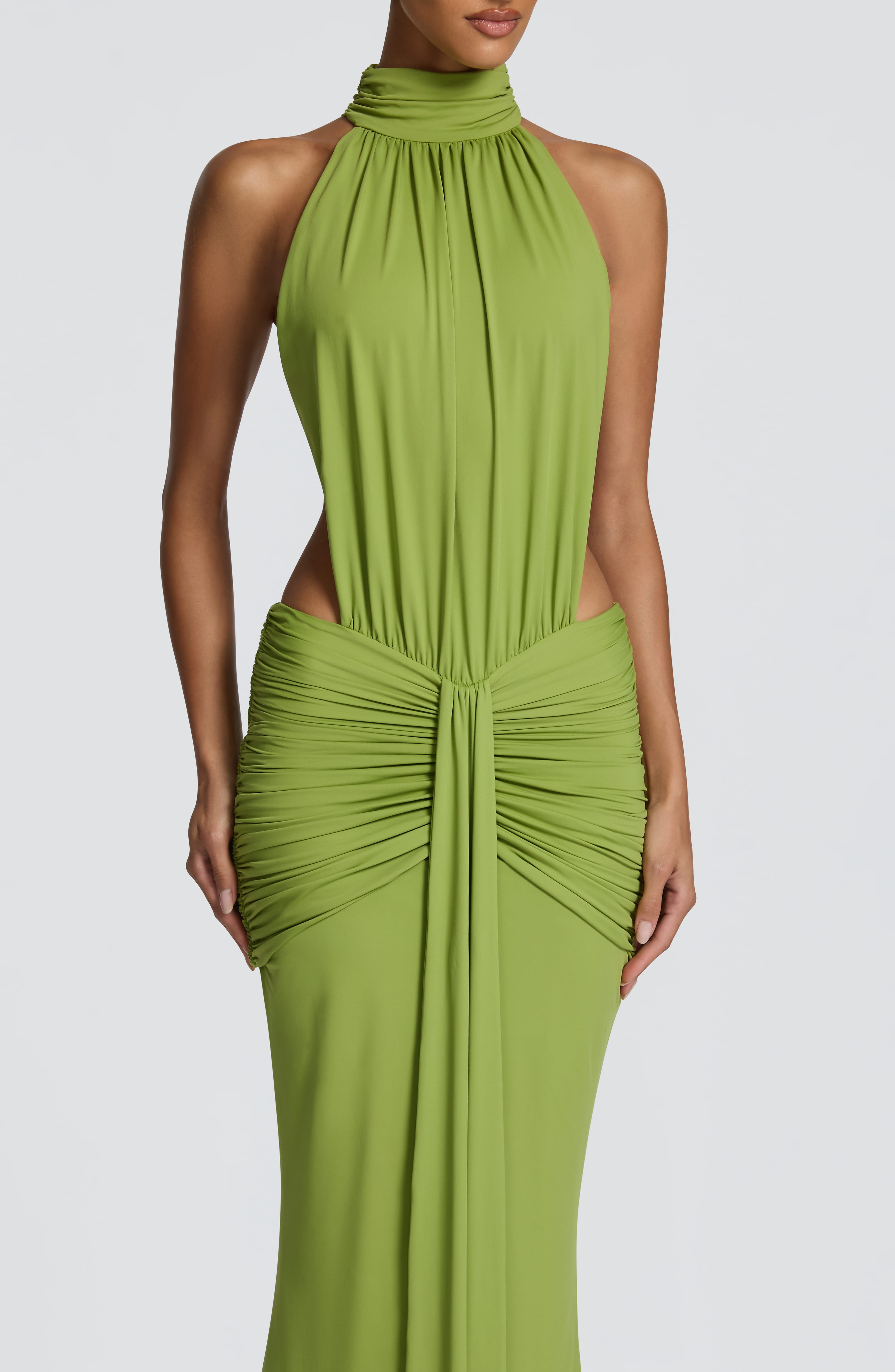 Abito maxi Josephine collo alto verde oliva Bella di Roma – look serata