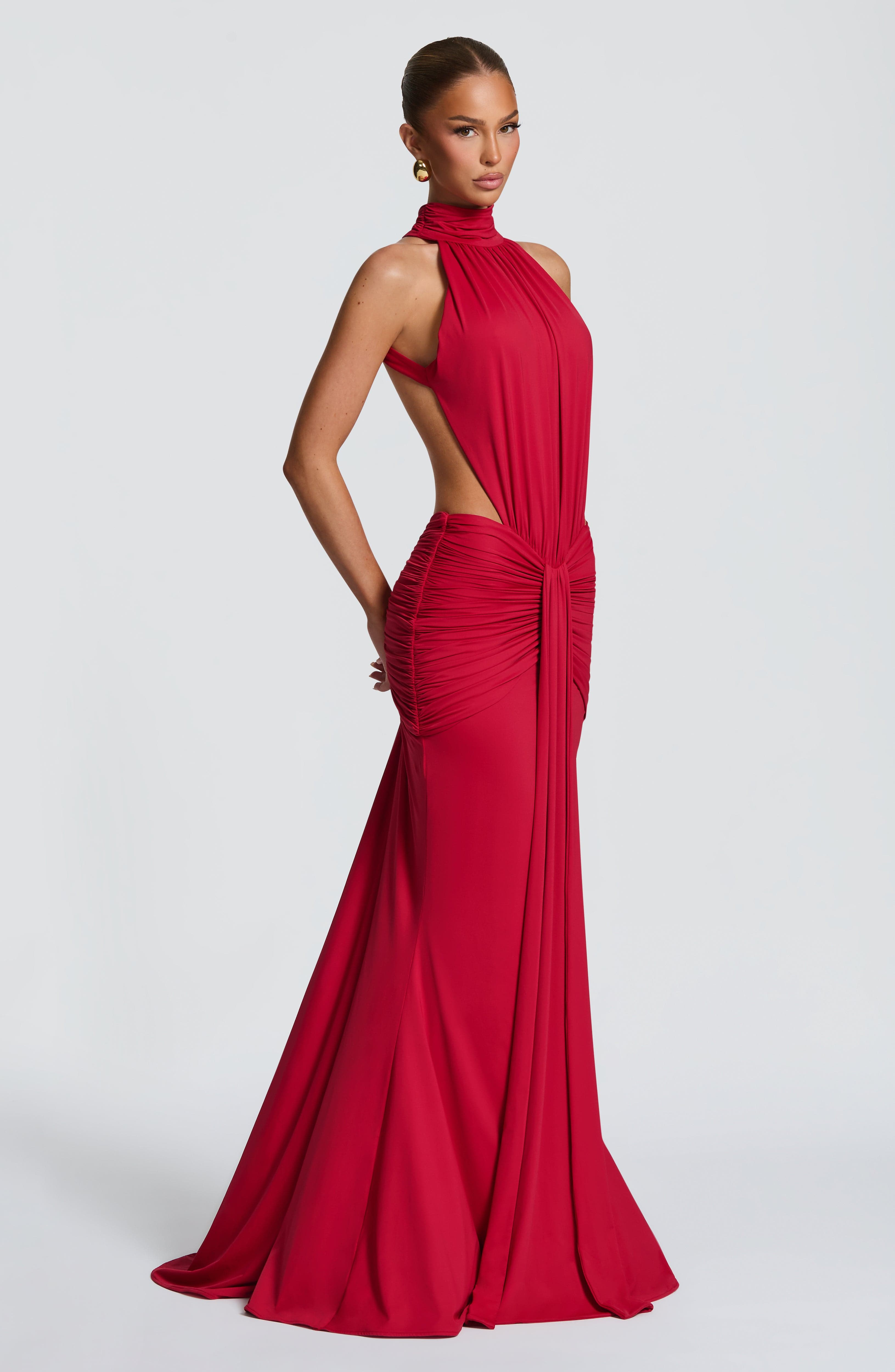 Abito maxi Josephine collo alto rosso Bella di Roma – vista frontale