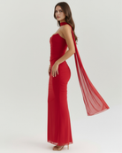 Set Maxi Malu Rosso Rete Bella di Roma – modella