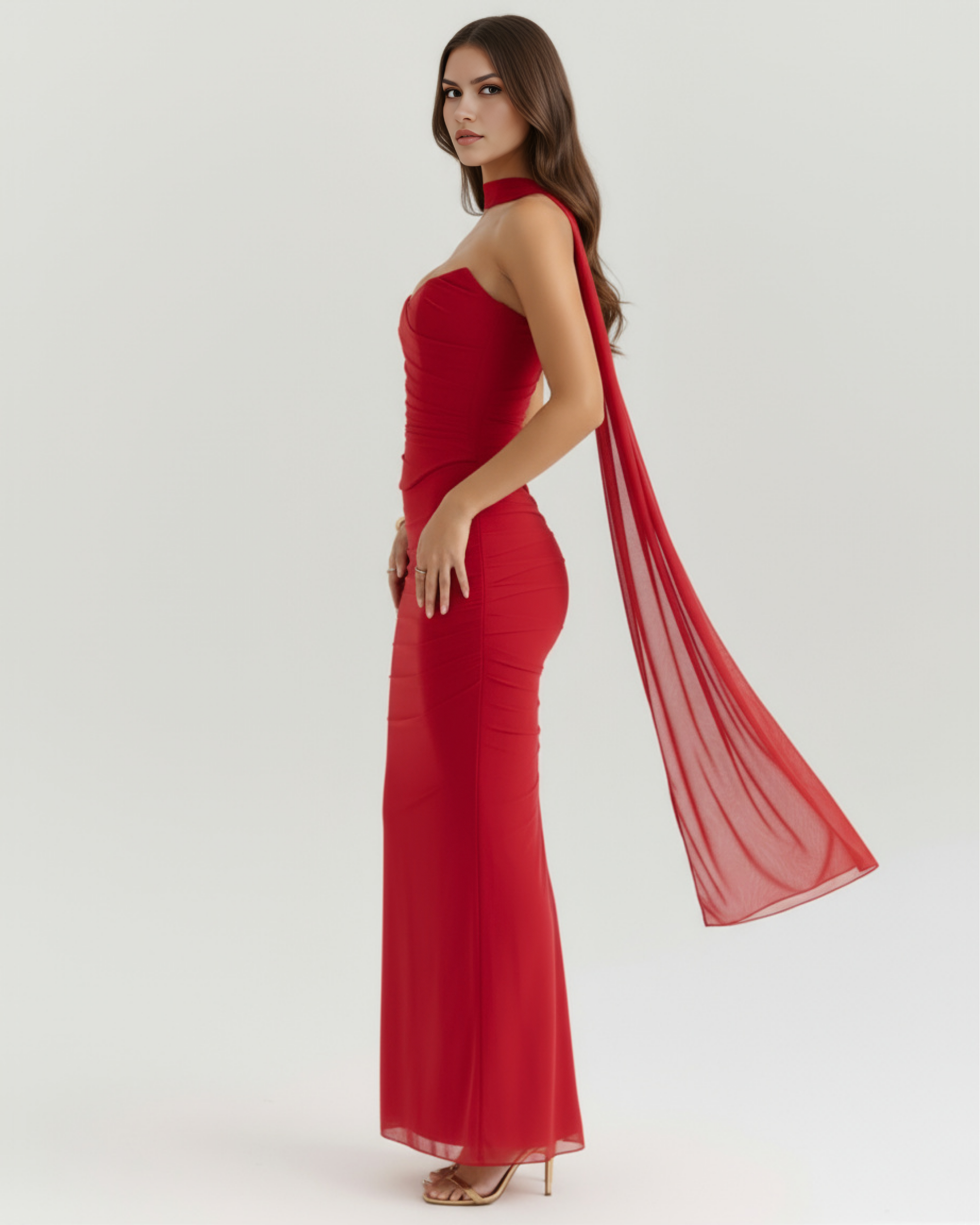 Set Maxi Malu Rosso Rete Bella di Roma – modella