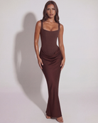 Abito maxi Eleonora cioccolato satin Bella di Roma – vista frontale