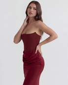 Abito midi Rosalind borgogna corsetto Bella di Roma – look matrimonio autunnale