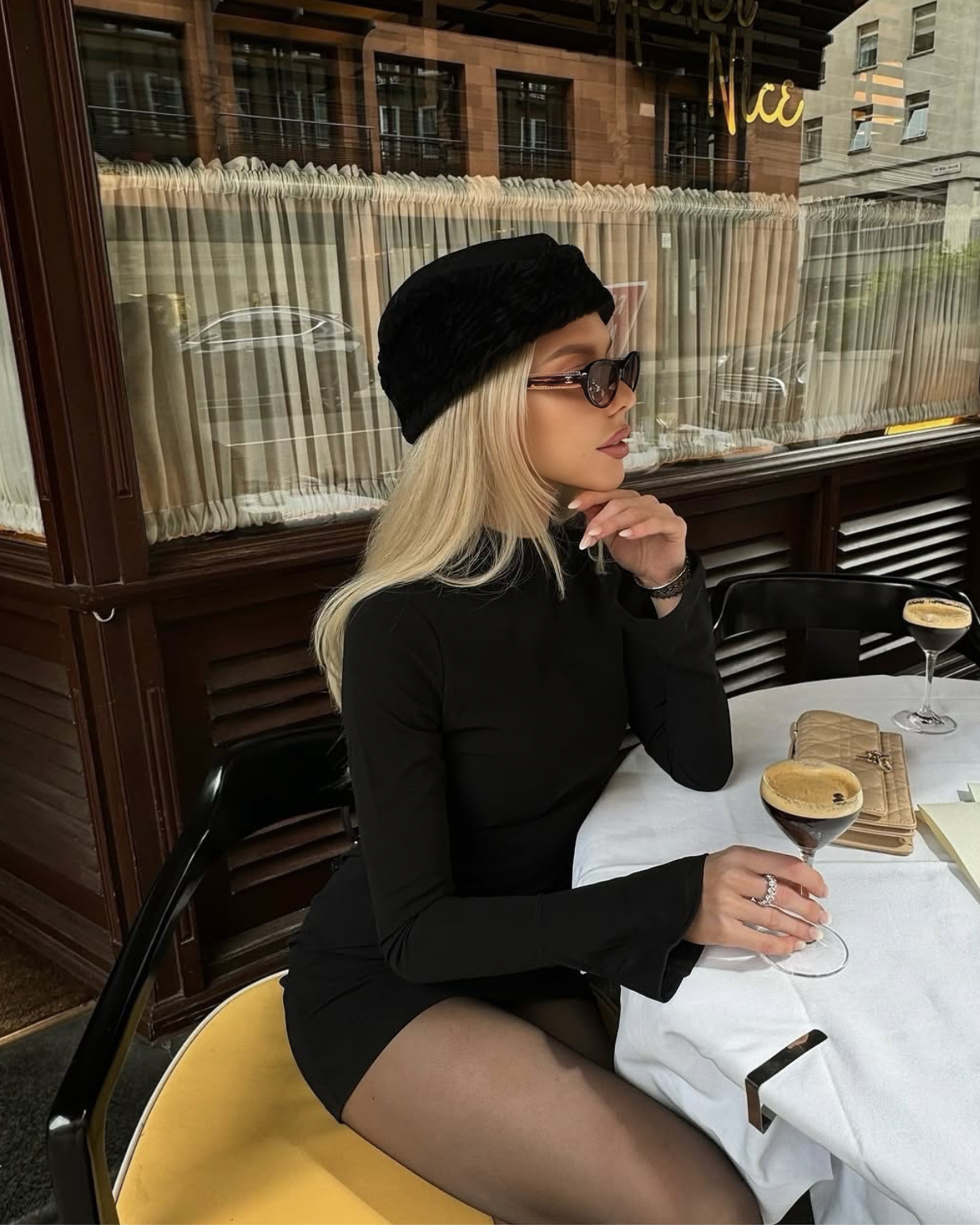 Abito mini Giada nero polsini Bella di Roma – taglie XS-XL