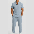 Set uomo con camicia a righe e pantaloni dritti – set coordinato | Bella di Roma