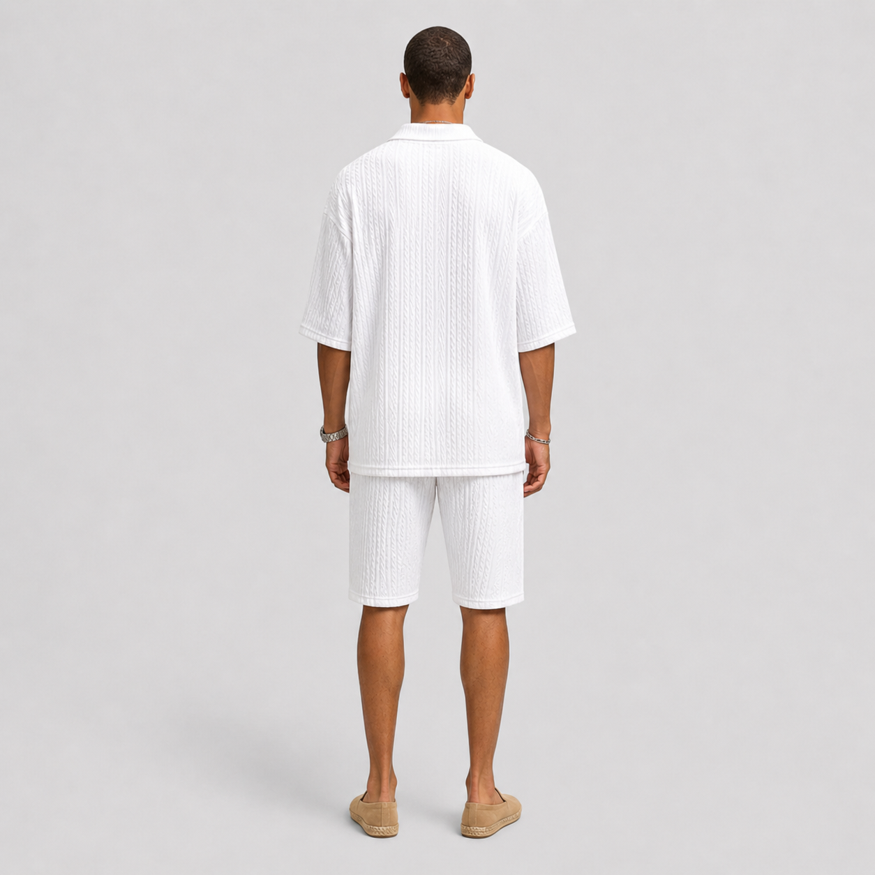 Completo estivo uomo con collo a V e stampa – look completo | Bella di Roma