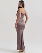 Abito Midi Rosalind Fumo Corsetto Bella di Roma – modella
