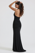 Abito maxi Ariel nero strascico Bella di Roma – silhouette cinematografica