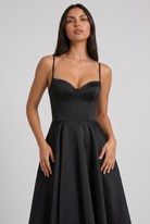Abito Midi Selene Nero Satin Bella di Roma – dettaglio