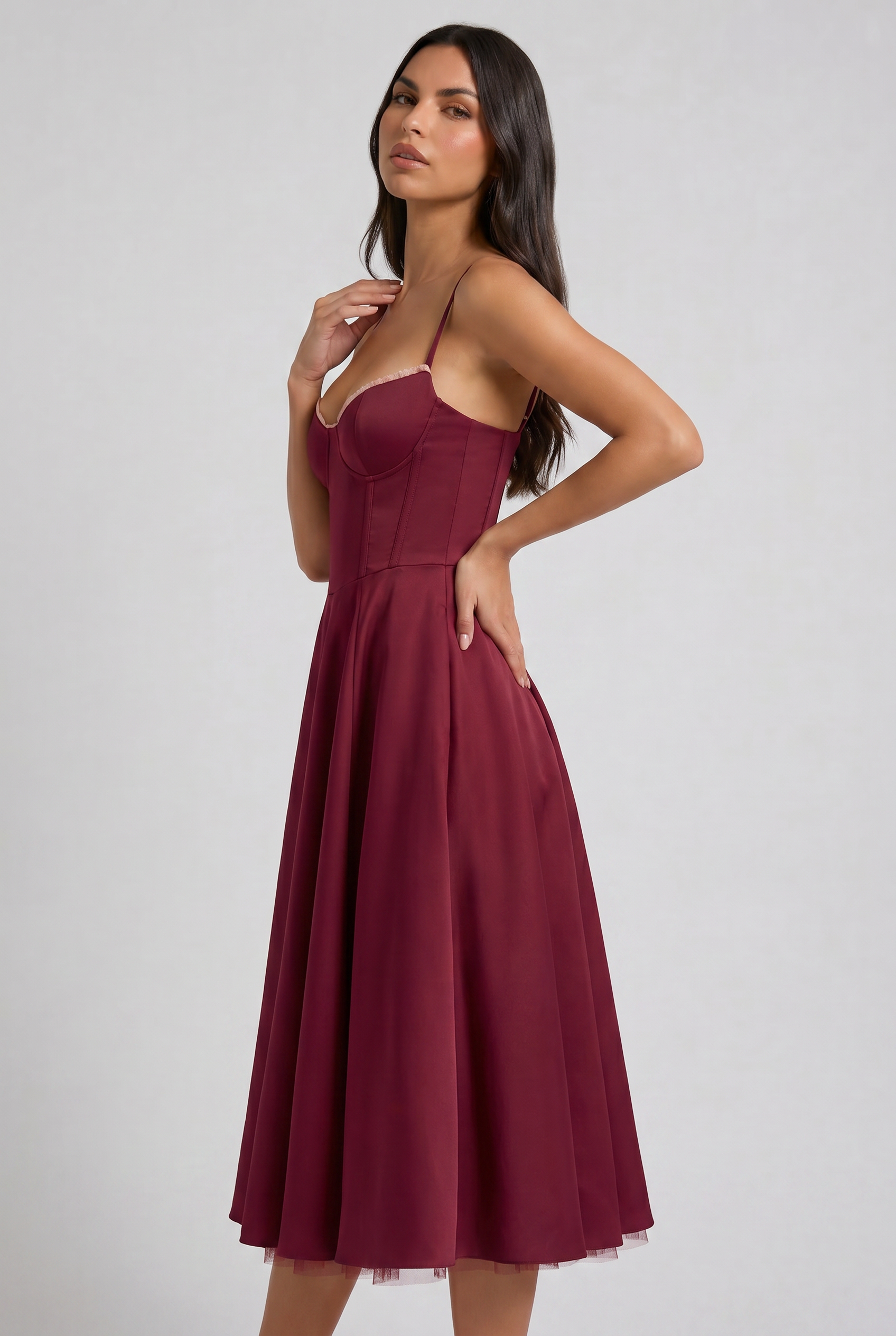 Abito Midi Selene Borgogna Satin Bella di Roma – dettaglio