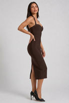 Abito midi Petra cioccolato Bella di Roma – silhouette femminile