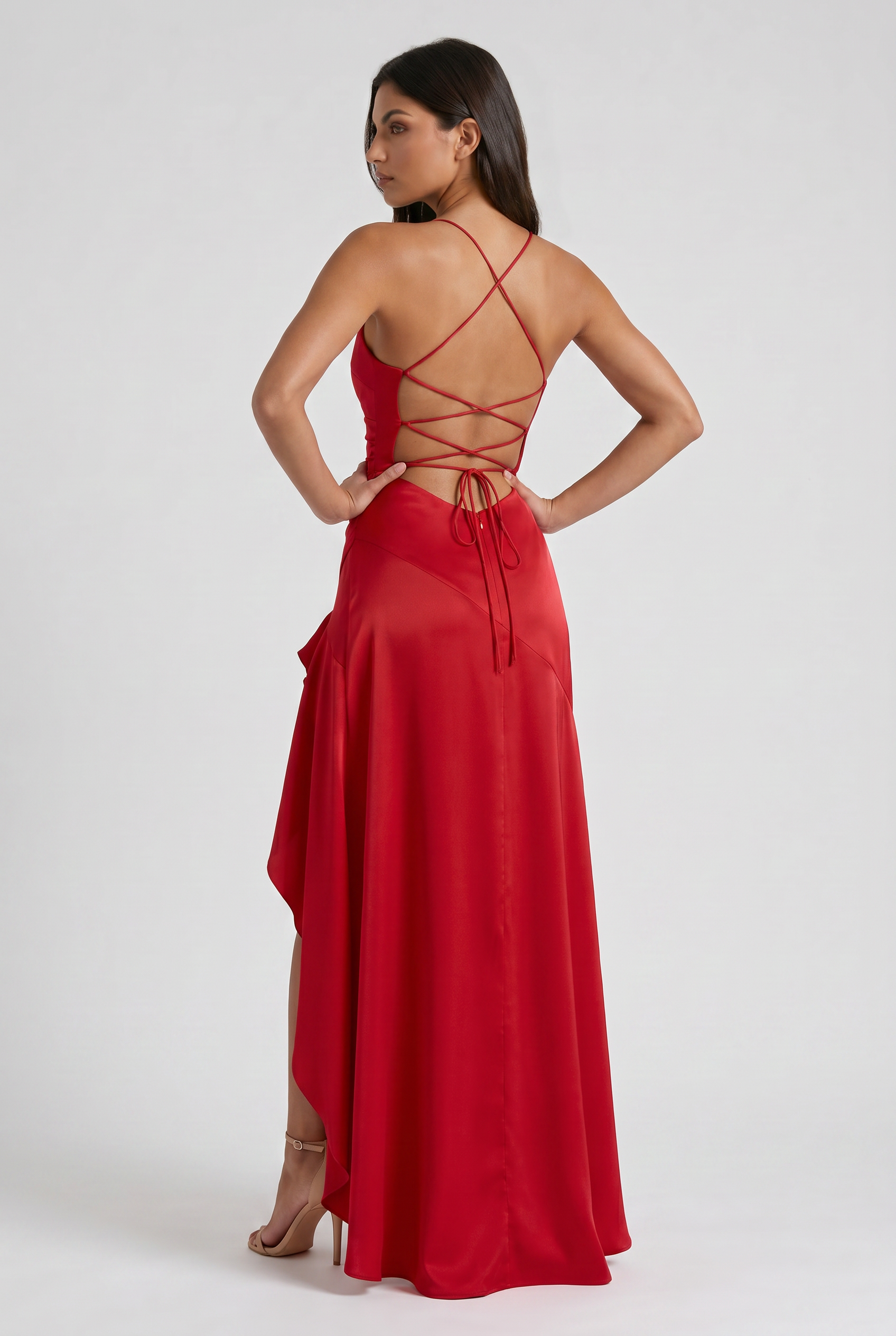 Abito maxi Samira satin bordeaux Bella di Roma – dettaglio arricciature