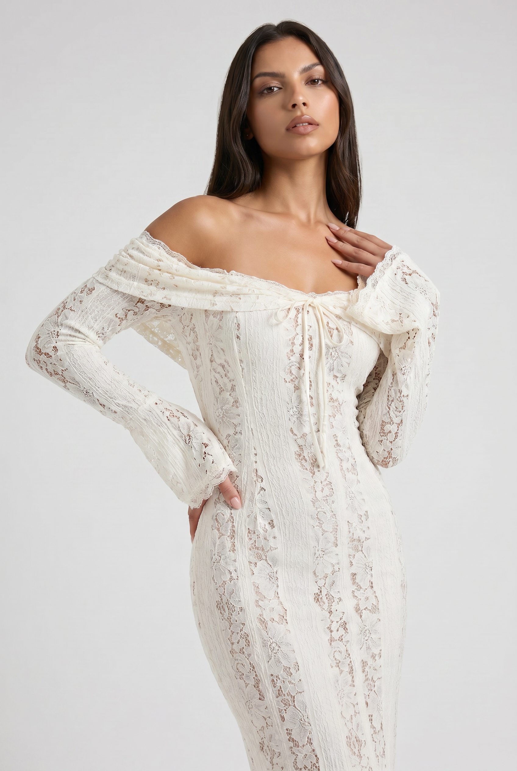 Abito maxi Alessandra bianco schiena scoperta Bella di Roma – corsetto floreale
