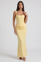 Abito maxi Éléonora satin giallo burro Bella di Roma – vista frontale