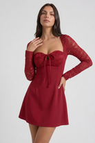 Abito mini Alix pizzo maniche lunghe Bella di Roma – vista frontale