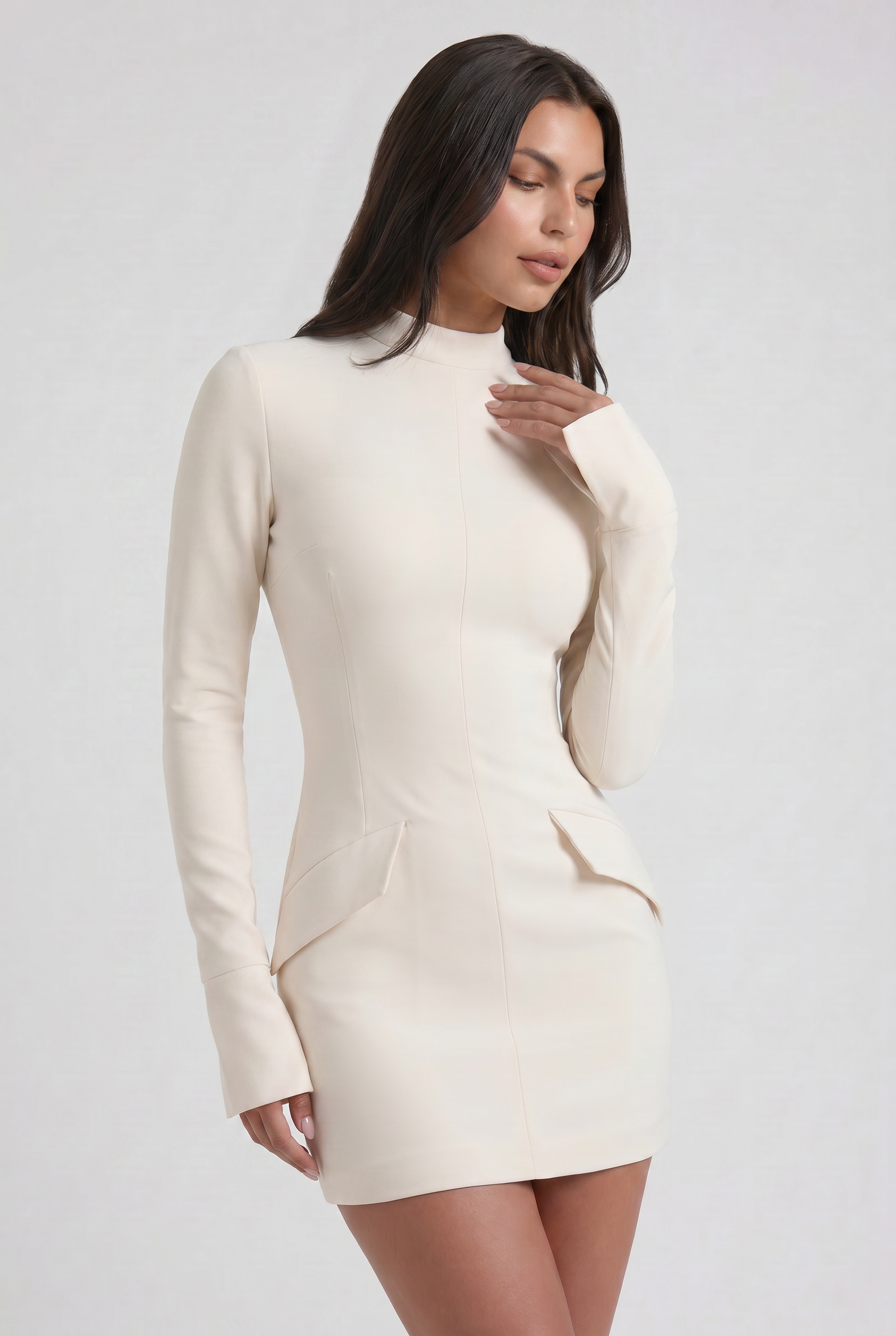 Abito Mini Giada Bianco Bella di Roma – modella