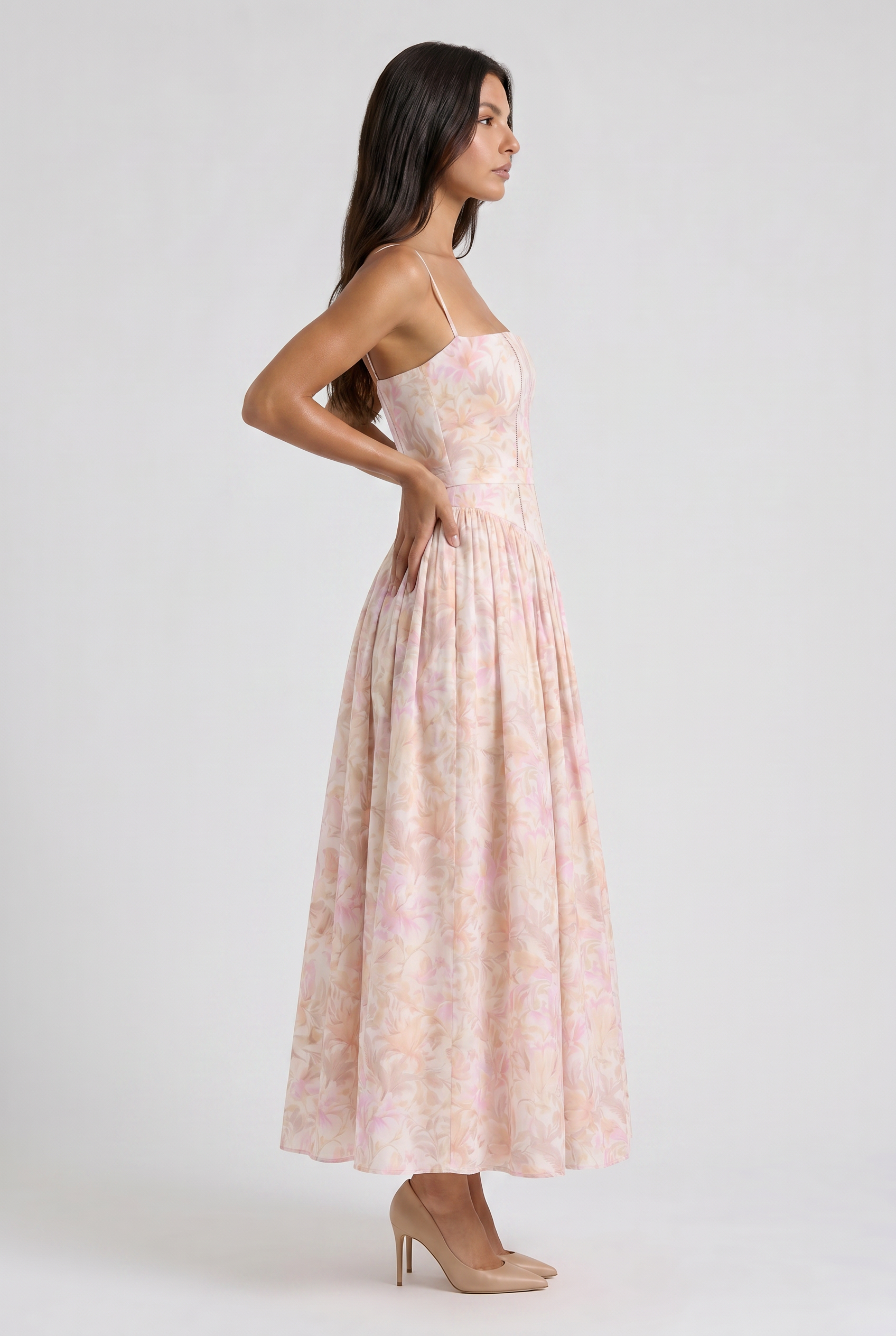 Abito maxi Imogen floreale bianco Bella di Roma – silhouette scolpita