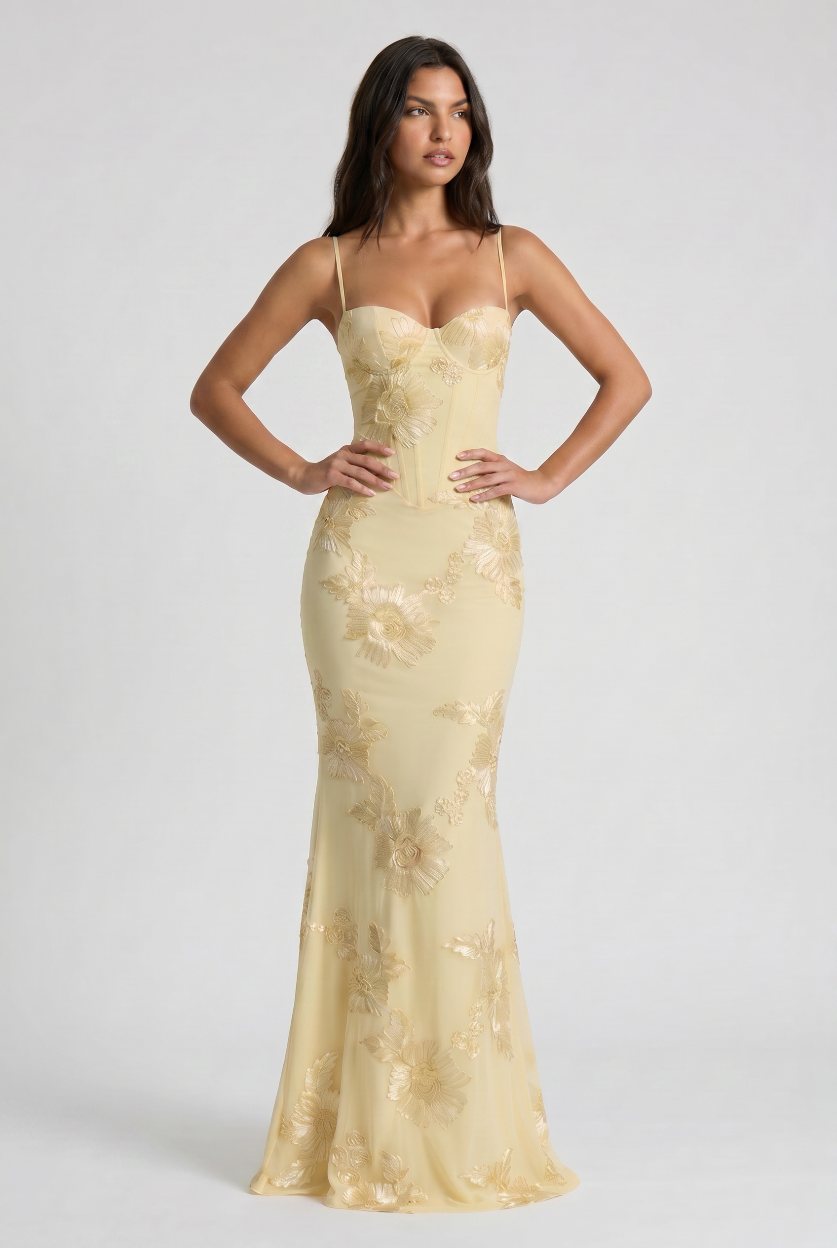 Abito maxi Mirelle floreale bordeaux Bella di Roma – tono bordeaux profondo