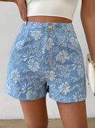 Short floreale in jacquard con bottone - colore azzurro | Bella di Roma
