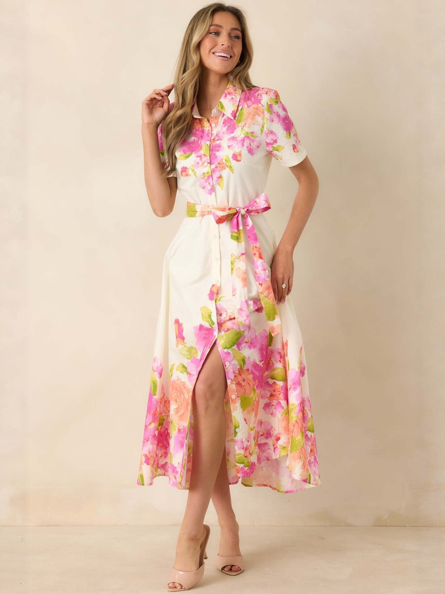Abito midi floreale bianco con cintura in vita, look estivo elegante - Bella di Roma