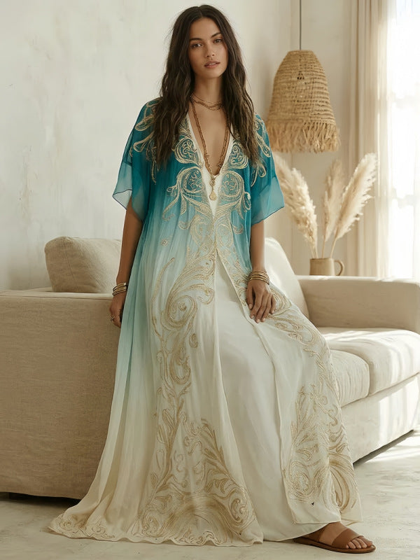 Abito maxi boho azzurro ombré con scollo a V profondo e ricami etnici - Bella di Roma