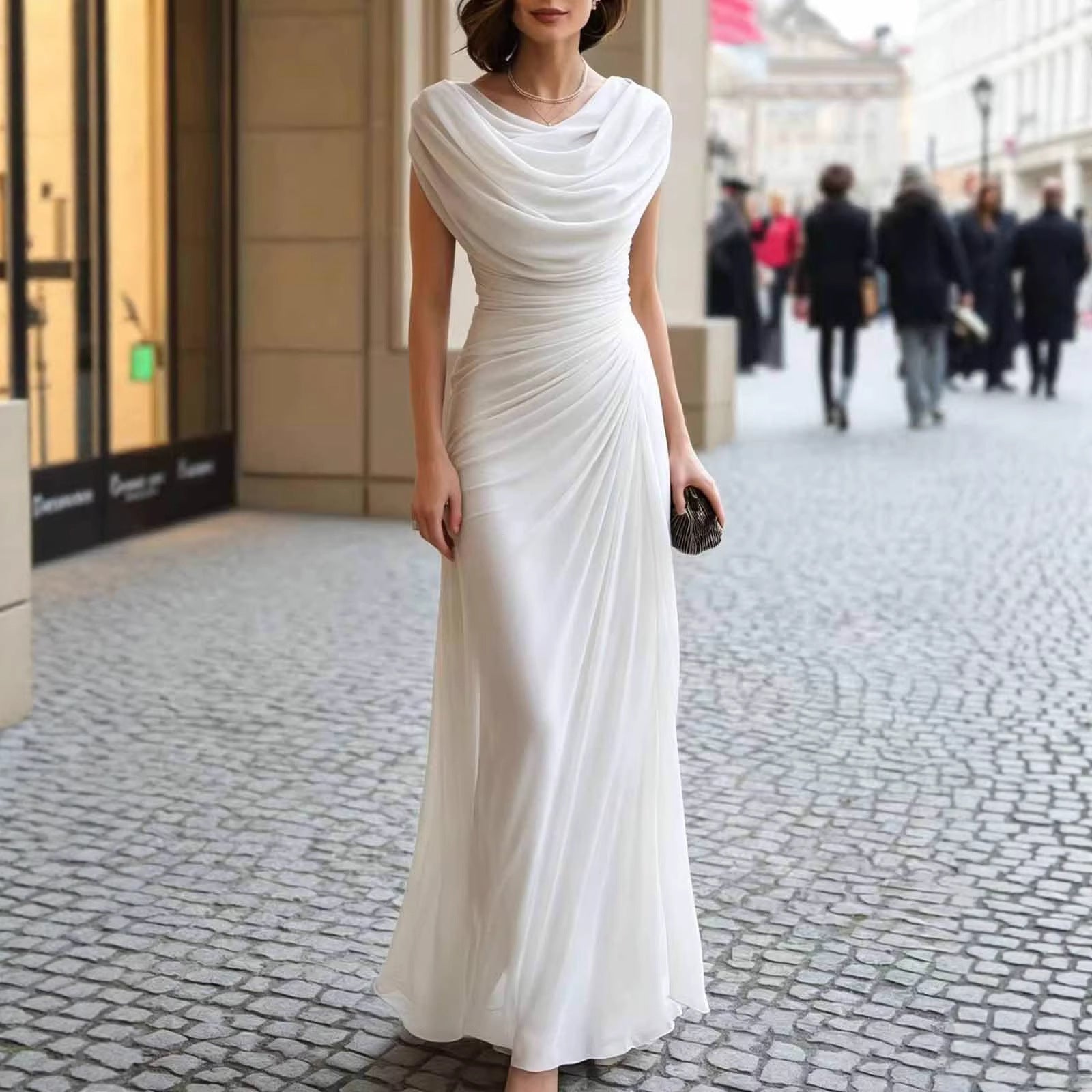 Abito Maxi Scollo Drappeggiato Nero | Bella di Roma
