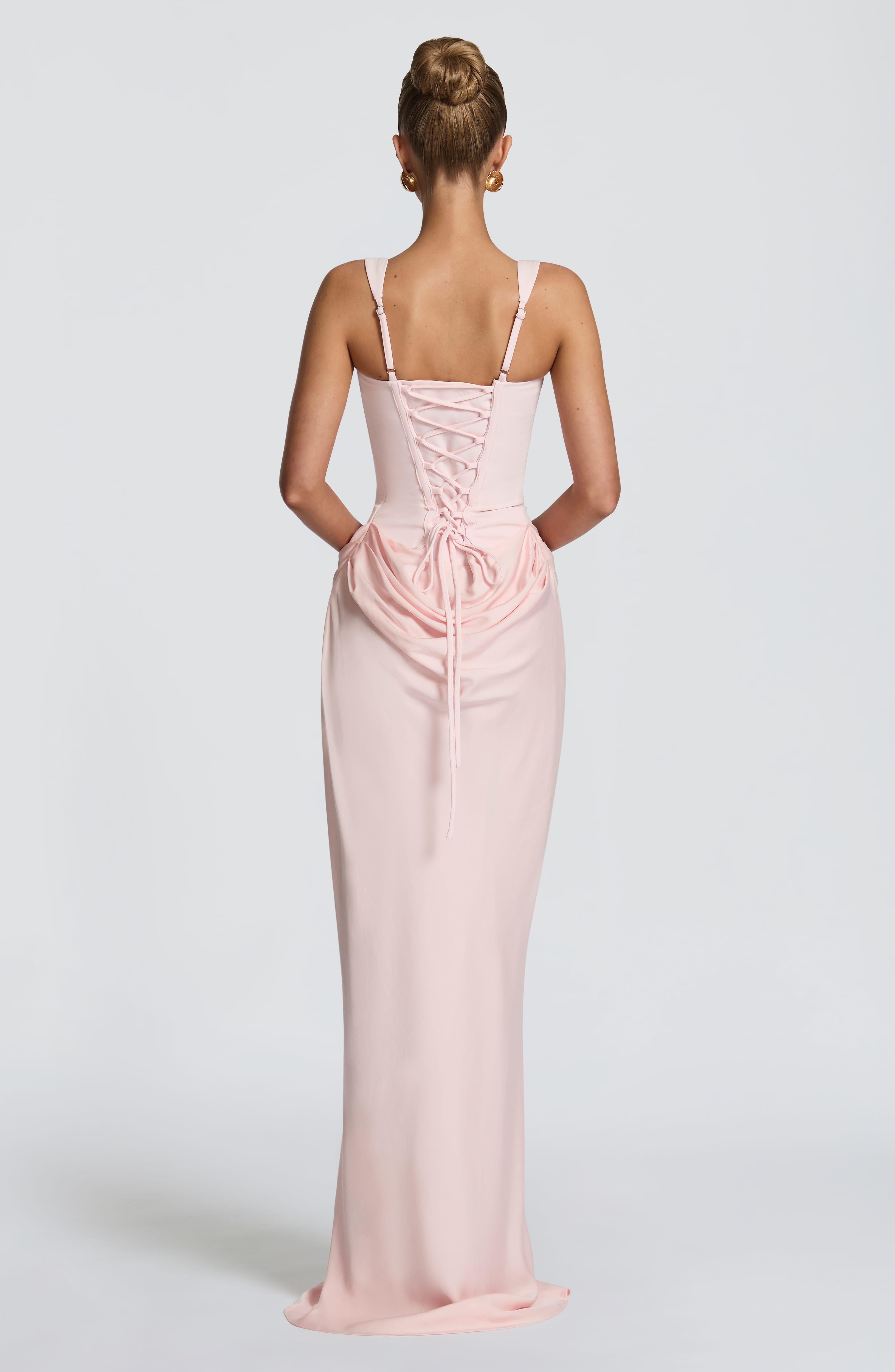Vestito maxi bodycon Indy rosa chiaro Bella di Roma – silhouette femminile