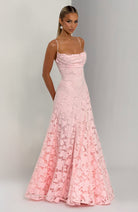 Abito maxi Elise Gingham rosa Bella di Roma – silhouette femminile