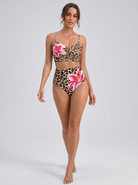 Bikini vita alta Leopardo Floreale – vista frontale obliqua | Bella di Roma