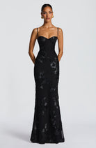 Abito maxi Mirelle nero Bella di Roma – movimento gonna