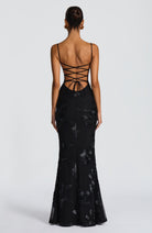 Abito maxi Mirelle nero Bella di Roma – silhouette modellante