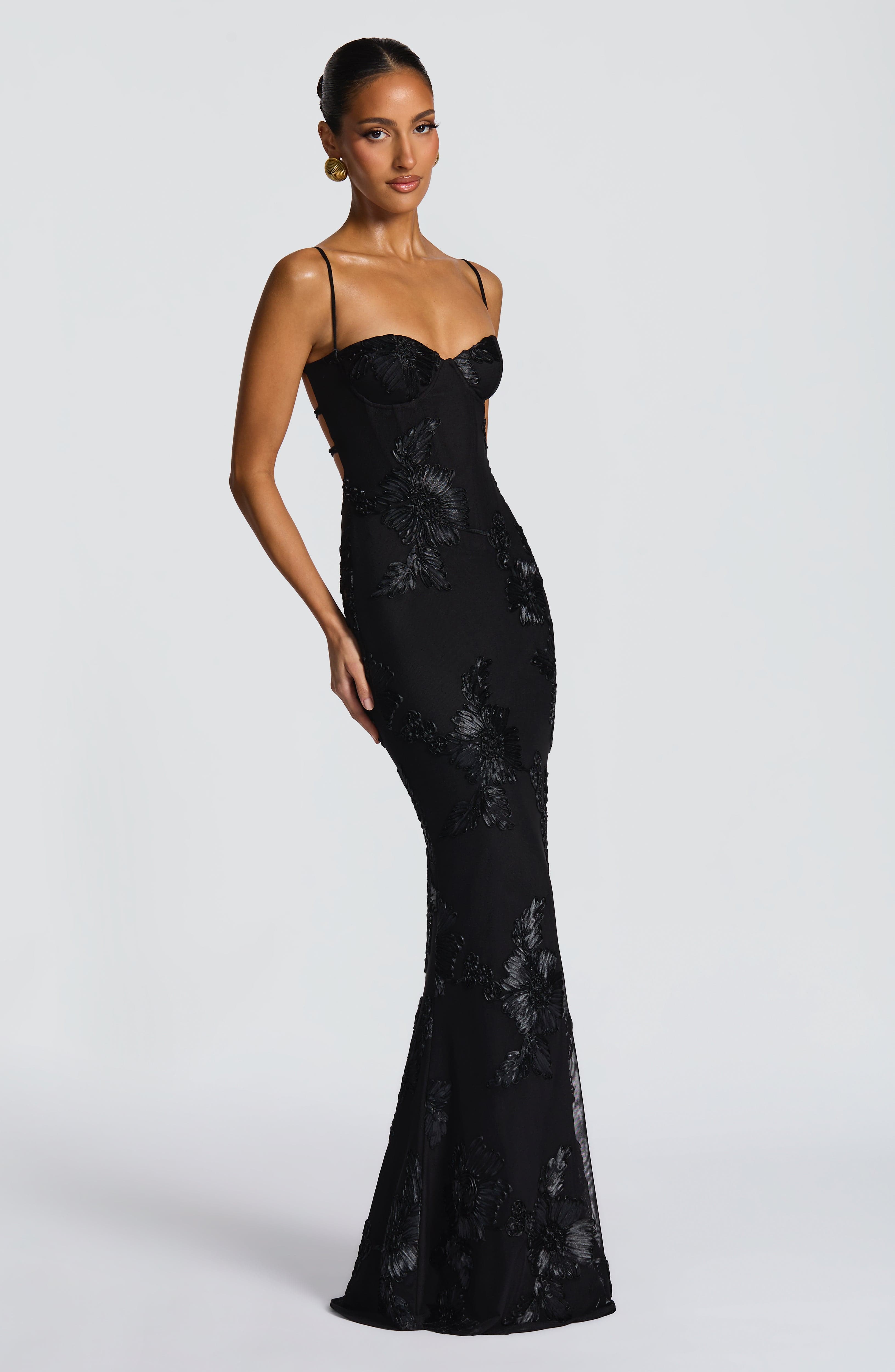 Abito maxi Mirelle nero Bella di Roma – gonna svasata
